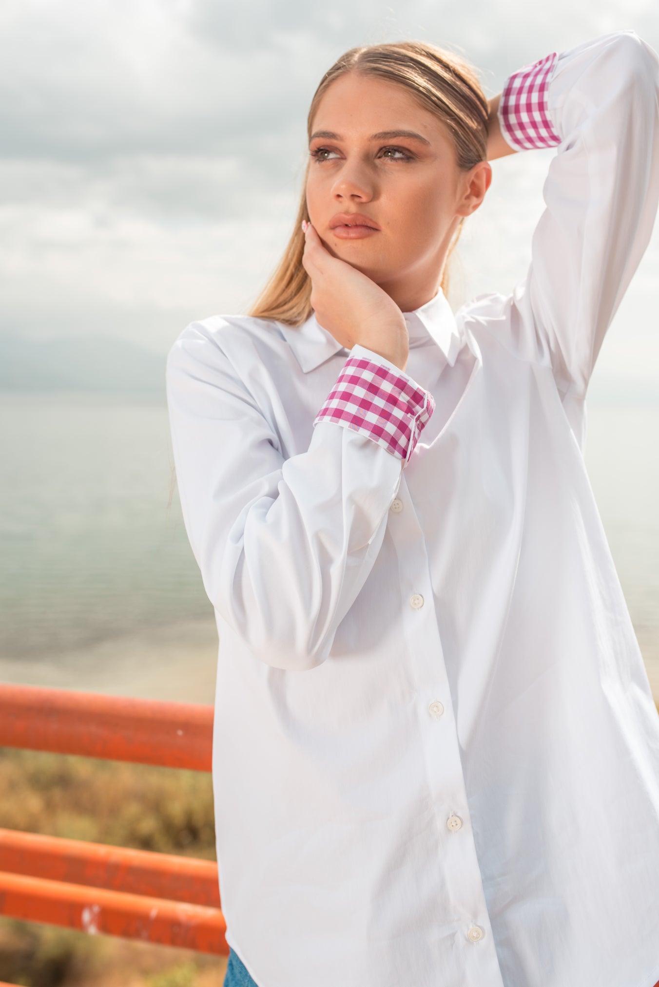 Кошула од органски памук со розев принт