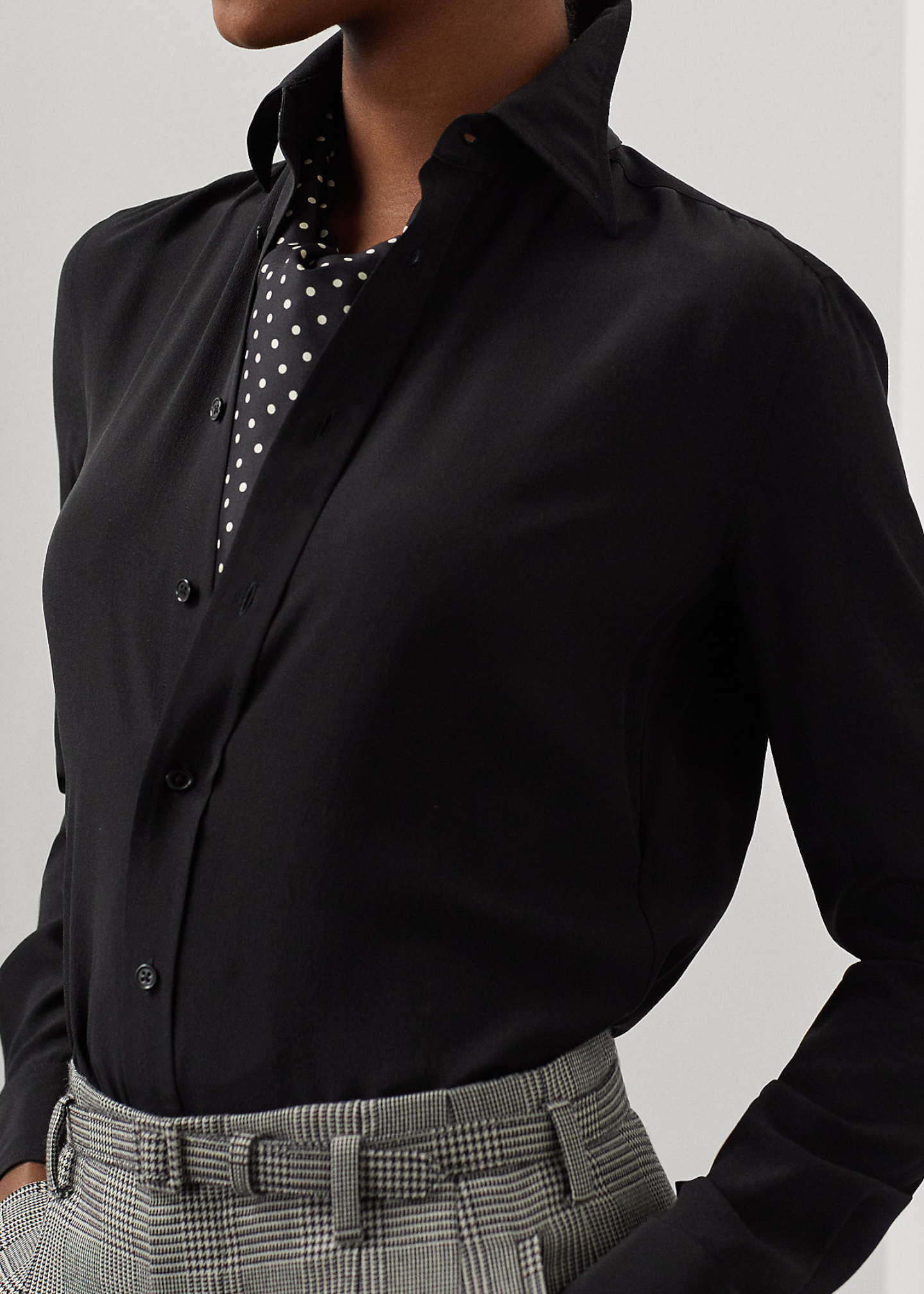 Кошула од мека вискоза