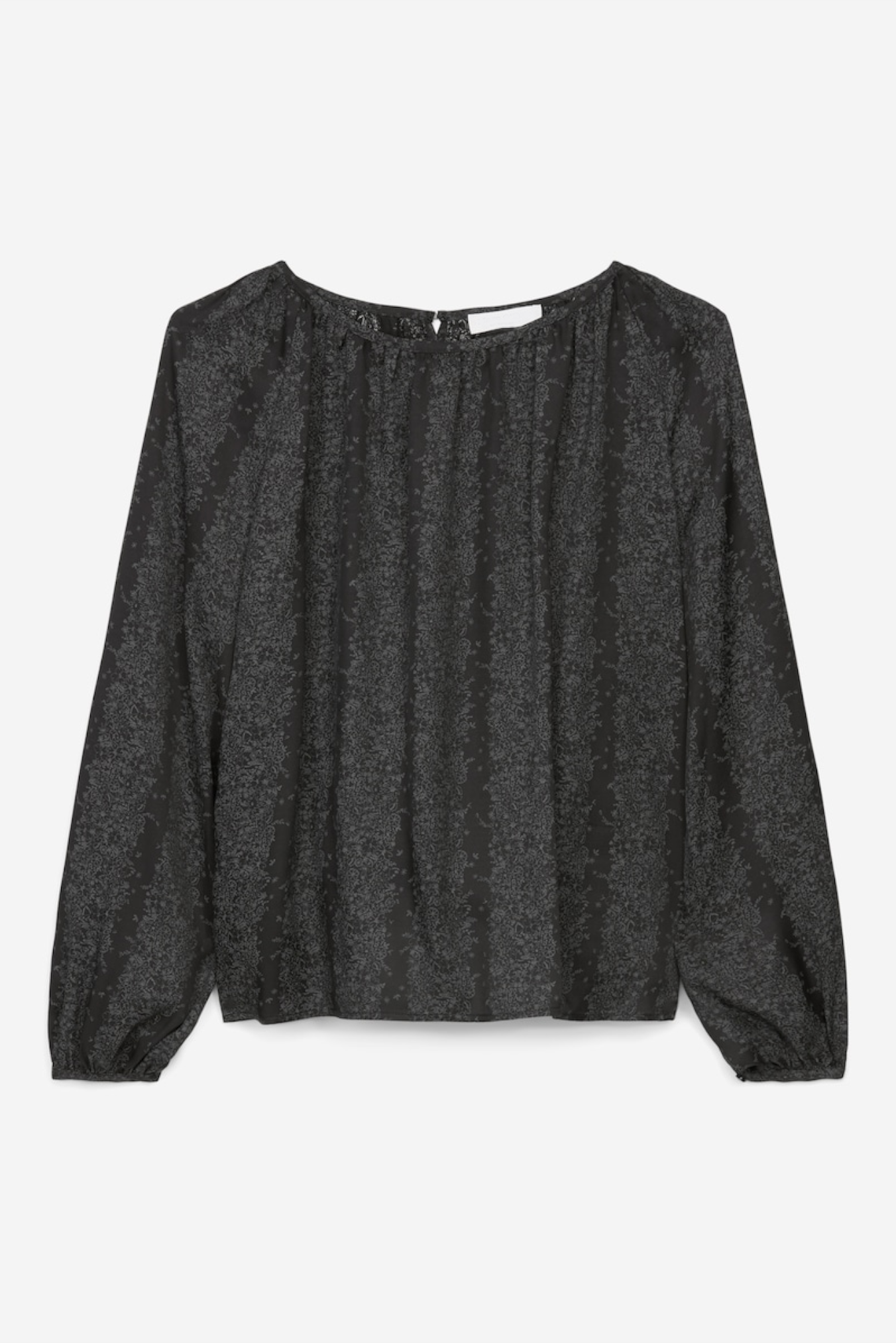 Блуза изработена од LENZING™ ECOVERO™