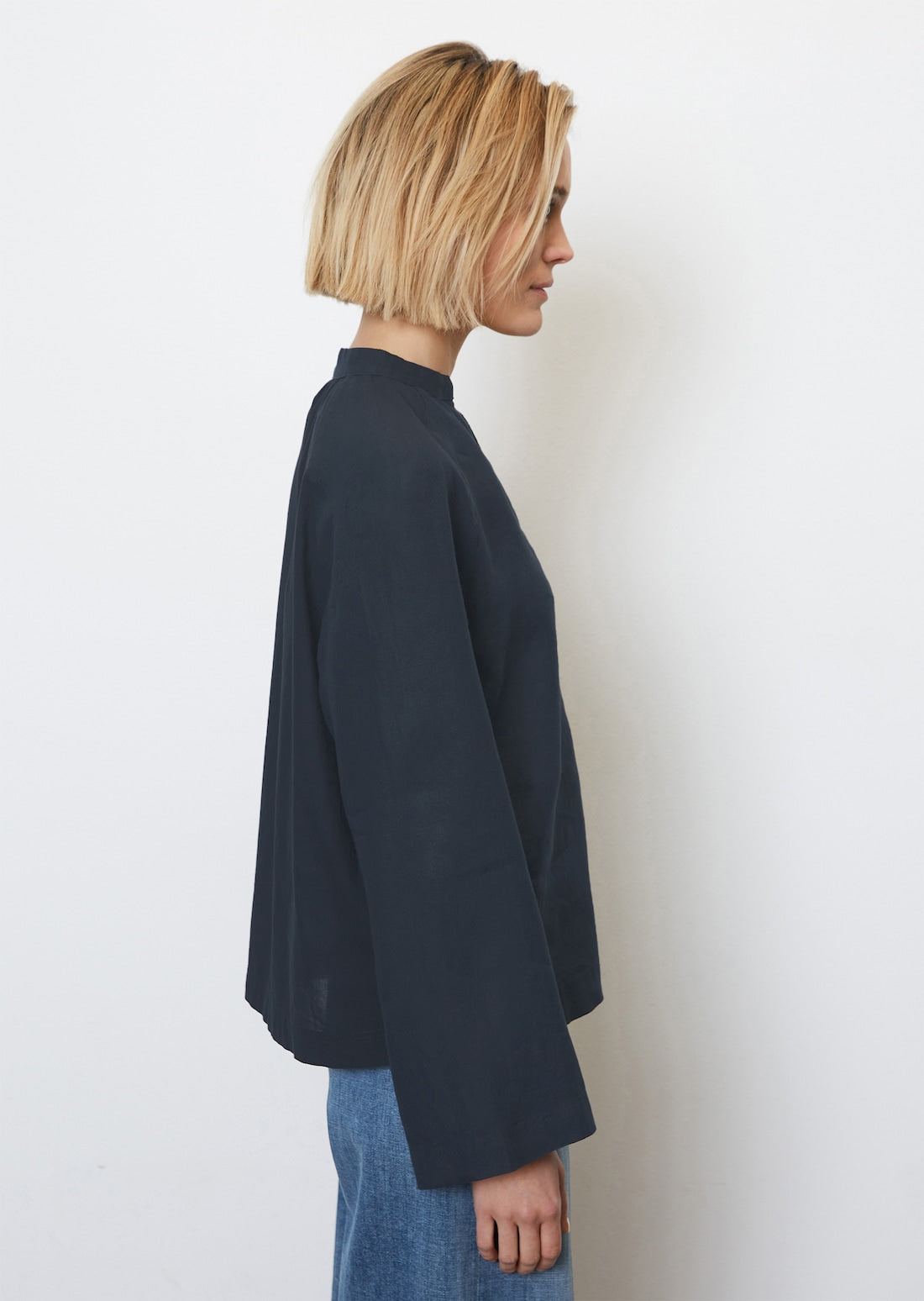 Блуза туника изработена од лен