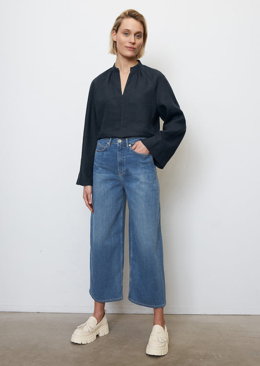 Блуза туника изработена од лен