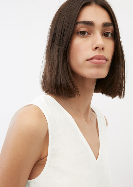 Топ изработен од лен