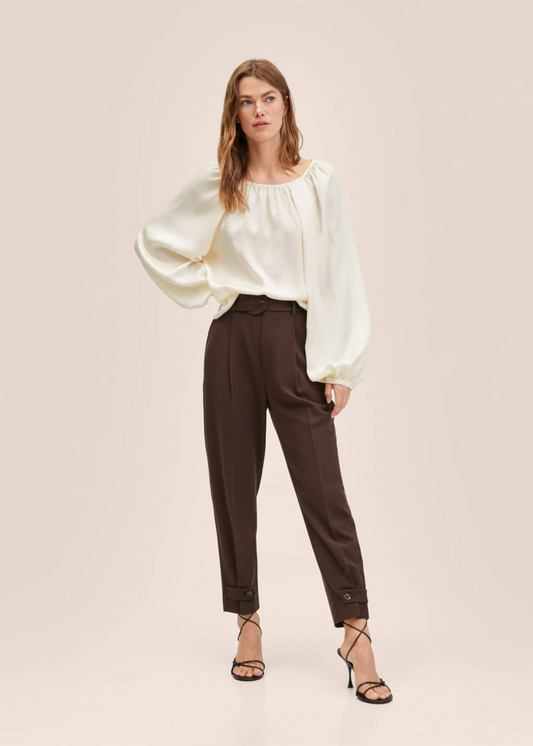 Блуза изработена од чиста вискоза