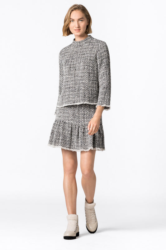 Букле топ со стоечка јака