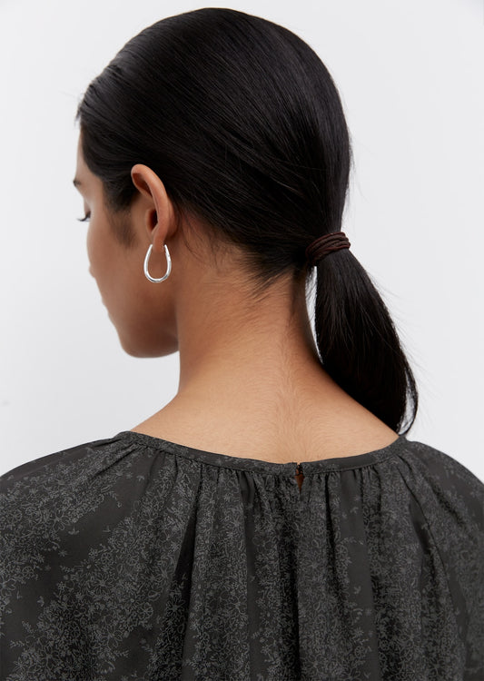 Блуза изработена од LENZING™ ECOVERO™