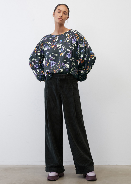 Блуза со волуминозни ракави во cropped fit изработена од LENZING™ ECOVERO™