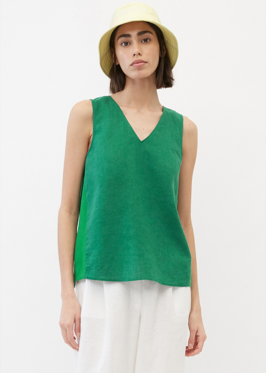 Топ изработен од лен