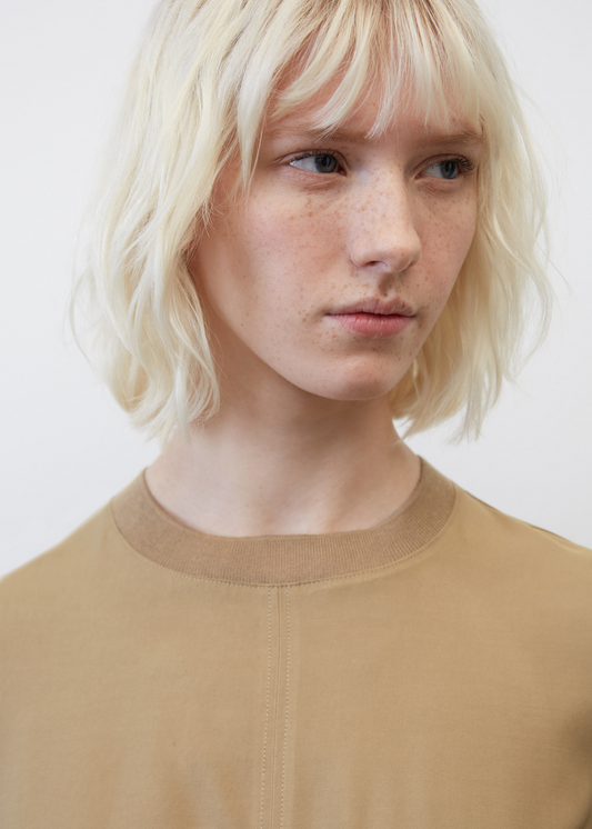 Краток фустан од чиста вискоза