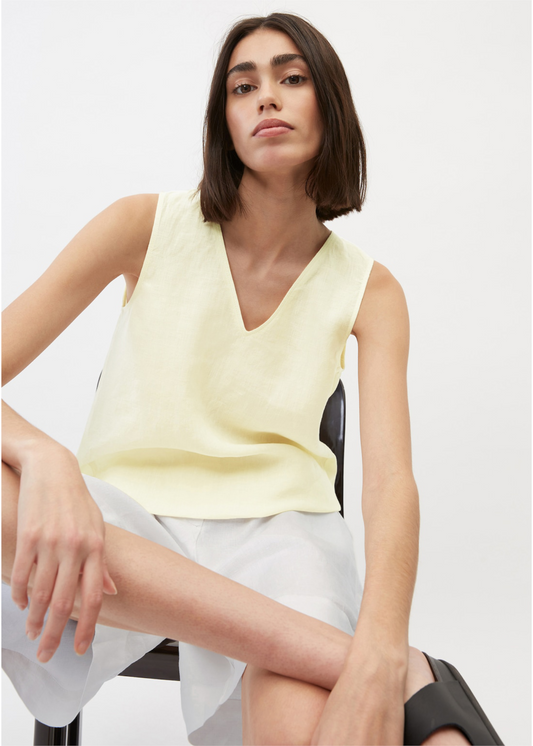 Топ изработен од лен